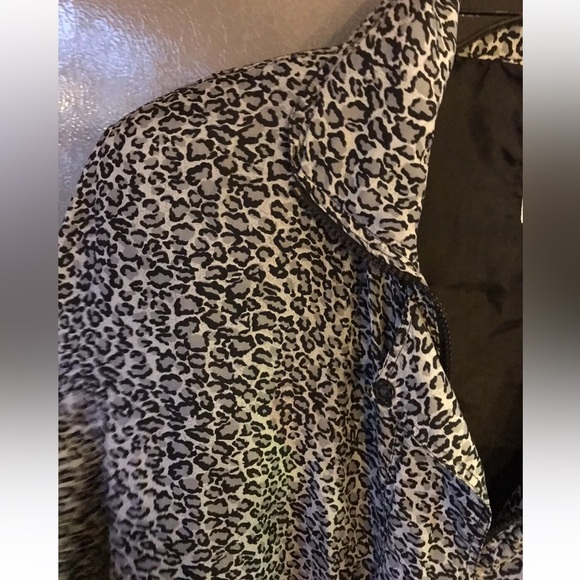 Details vintage black LEOPARD PRINT SILK ZIP UP JACKET womens size  1X MOB WIFE - Picture 4 of 8